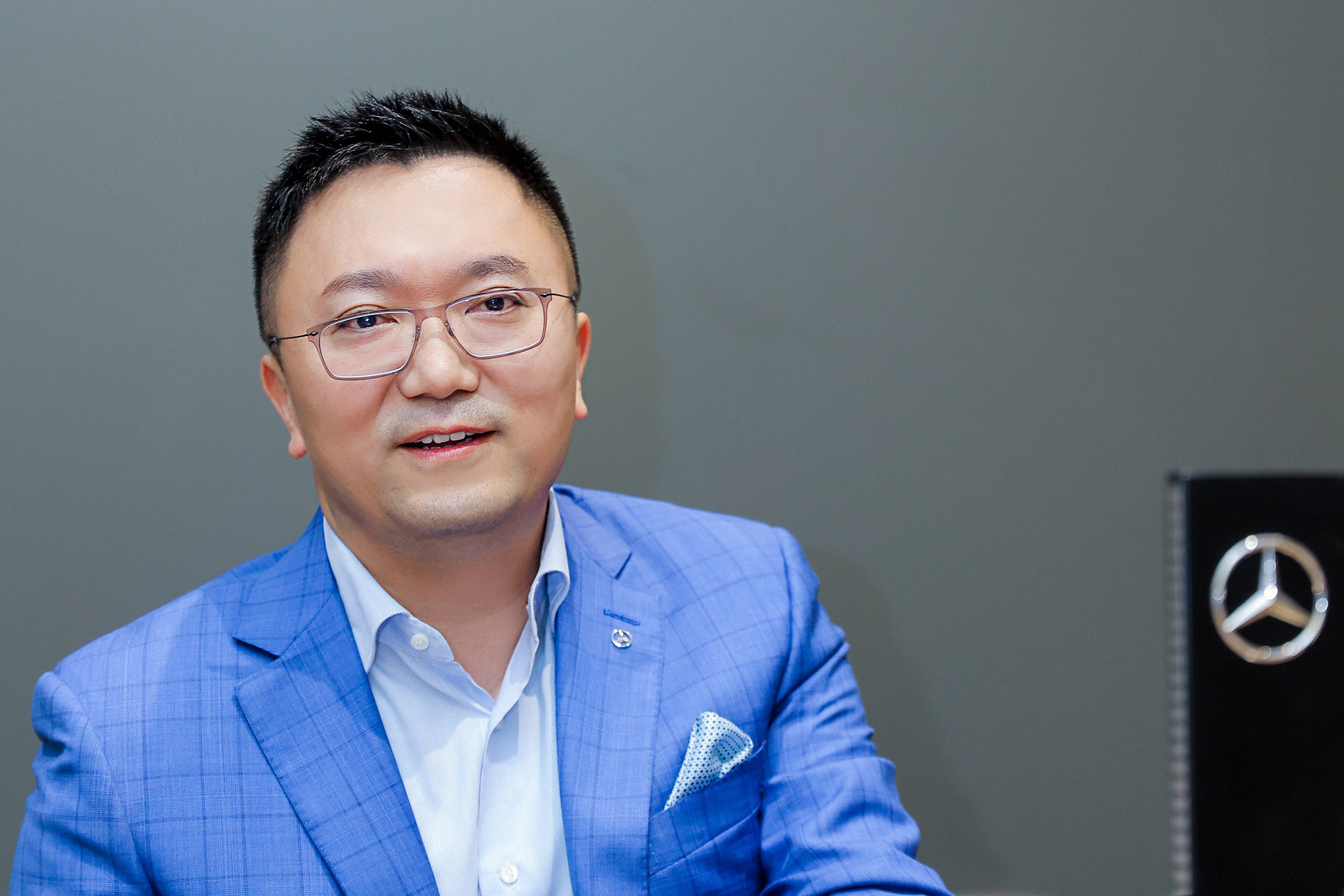 奔驰张焱:电动化浪潮下,要坚守豪华与勇于创新_市场_服务_客户