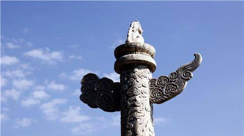 天安门前2根大柱子，矗立500多年，到底作何用？网友：老祖宗聪明