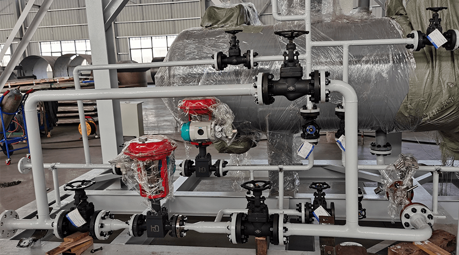 合成氨主要用于生产氮肥和复合肥料,还是无机和有机化学工业的重要