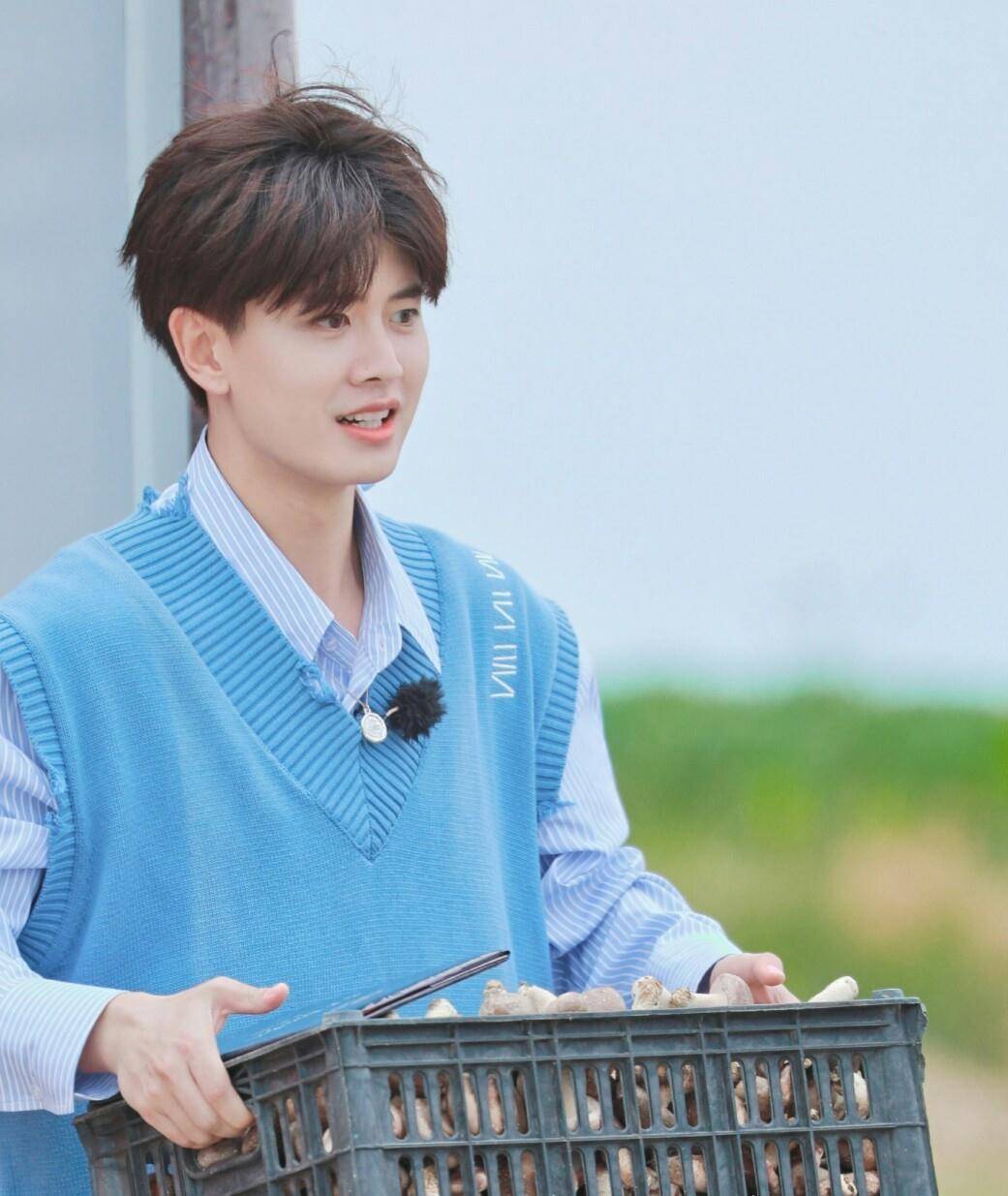 古装神颜,现代装普通,任嘉伦的颜值为何差距这么大?_造型_剧中_刘海