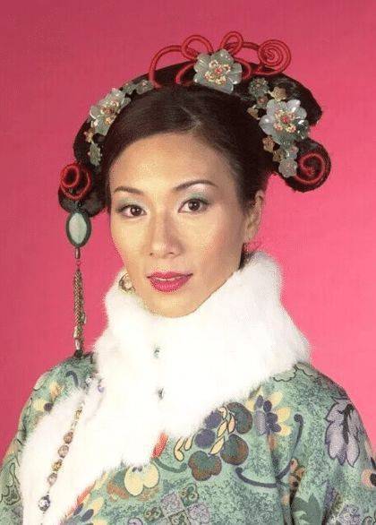 《金枝欲孽》未修定妆照流出,张可颐和佘诗曼还好,黎姿真美_角色_宫斗