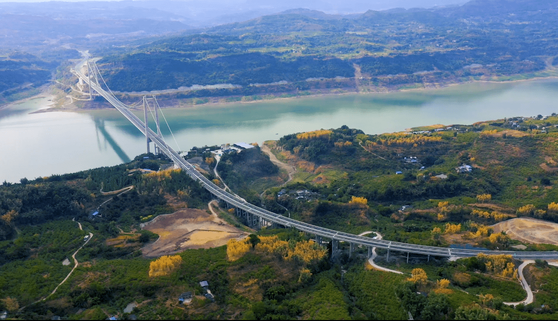 万州南岸新田沿江公路图片