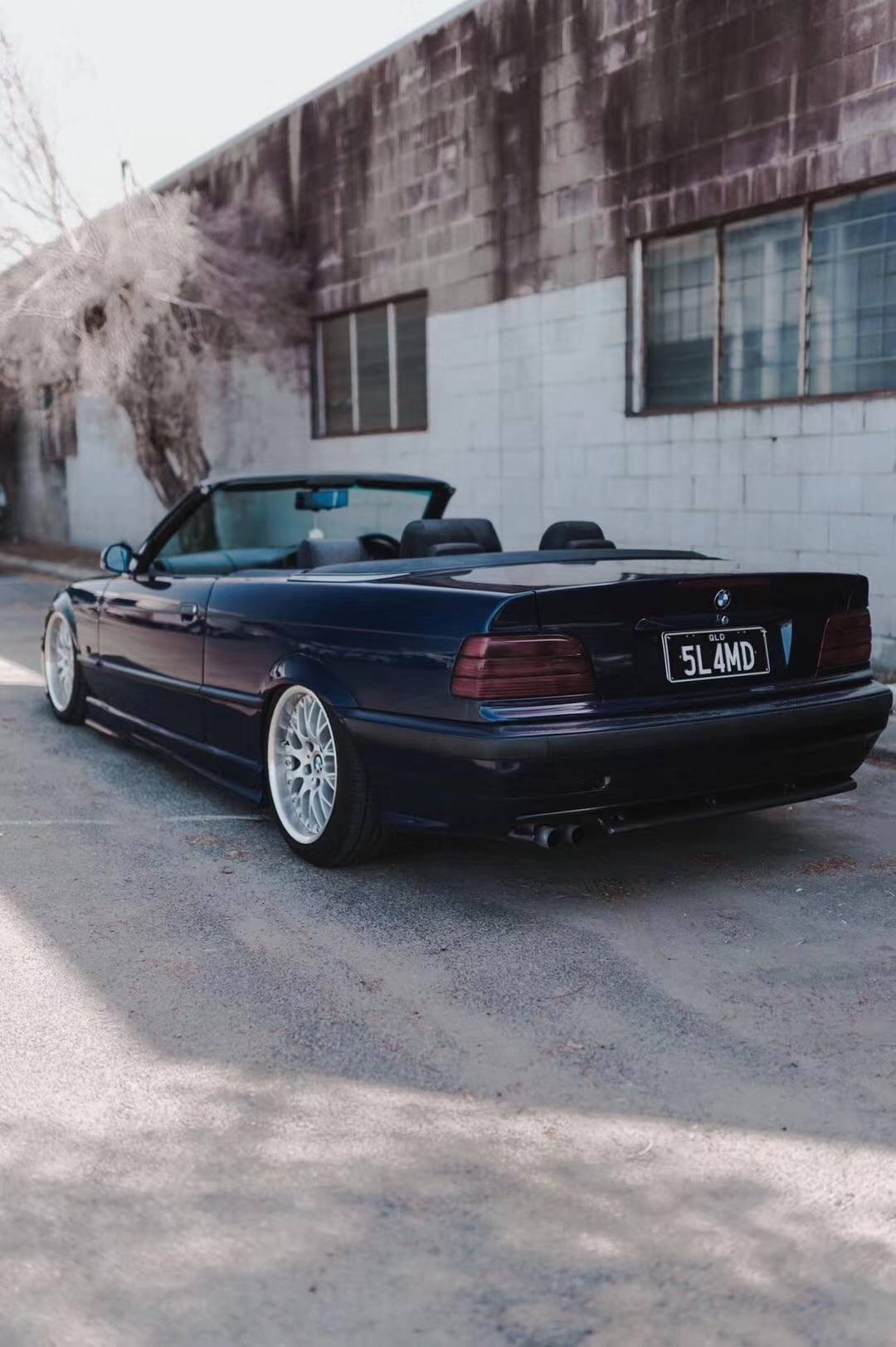 李洋分享澳大利亚宝马e36敞篷改装airbft气动避震品牌功能配置效果案