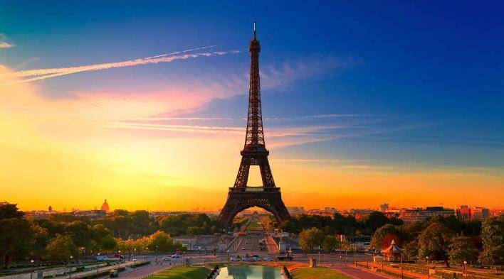 法国一诈骗奇才：不仅把埃菲尔铁塔当成废铁卖了，而且还卖了两次