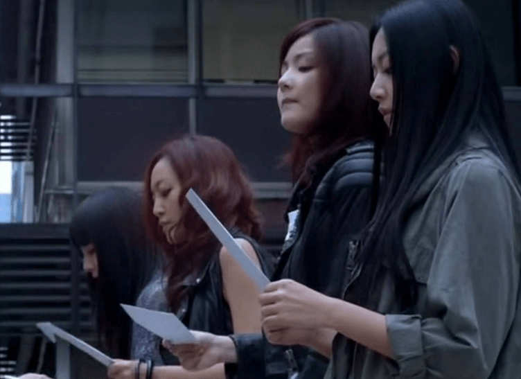 广东演员冼色丽的坎坷演艺之路,兜兜转转二十年最后在娱乐圈消失_时候