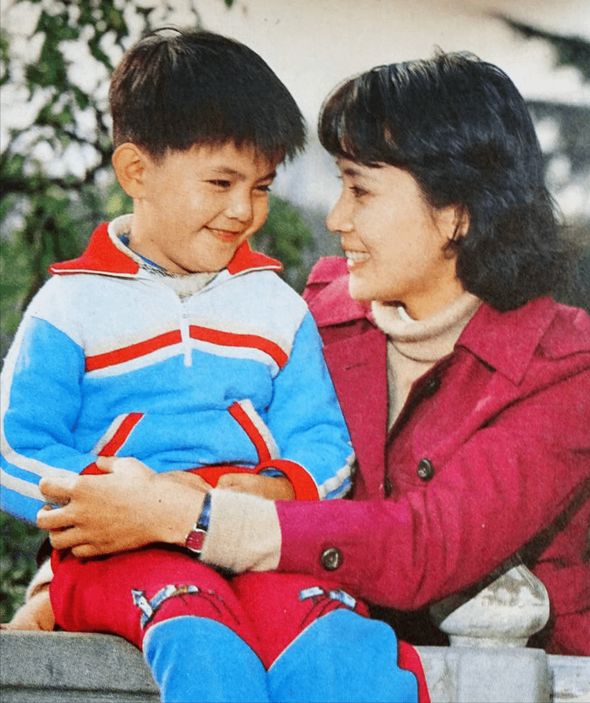 80年代当红女星肖雄:为事业放弃家庭,63岁无儿无女也幸福_钱江_电影