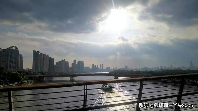 广州海心桥，曾经非常火爆，如今人流减少，游客：还需要预约吗？