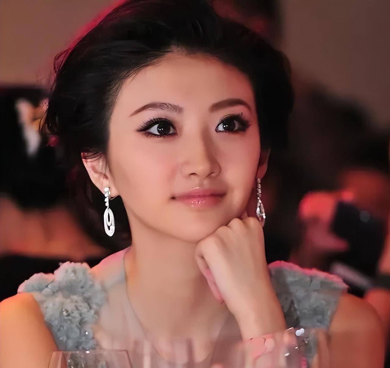 《实力不流行》景甜:怒砸百万买高清,抛弃金主爱张继科,假代言被罚款