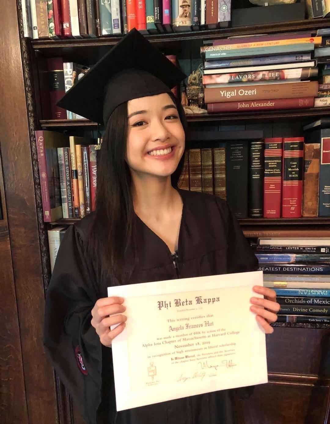 同是哈佛高材生,陈冲女儿成气质女神,华为小公主却在