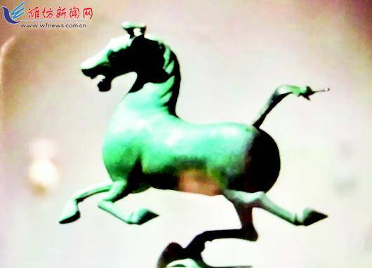 貨幣博物館 | 藤原集古堂舊藏 漢青銅四葉紋經筒 付木盒