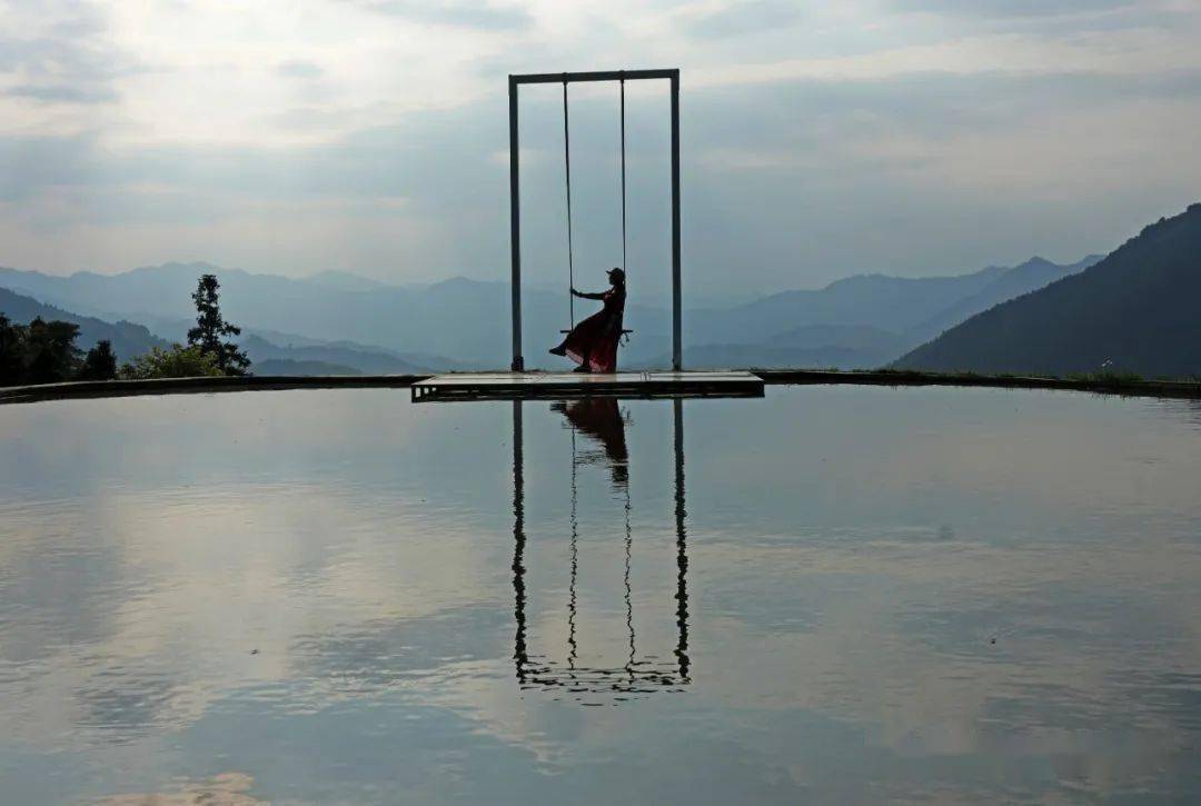 苗寨拍美景 醉在水云间_融水_游客_云海