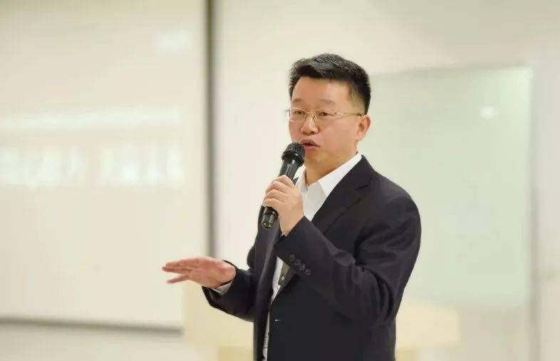 现身业绩说明会,立达信董事长李江淮表示…_照明_上市公司股东_产品