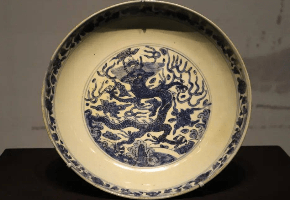 青花瓷器:当回青遇见了石子青_嘉靖_贸易_江西省