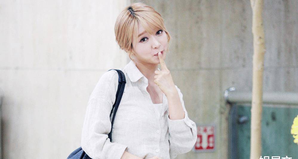 前aoa成员朴草娥在综艺节目中公开了她离开女团后的日常生活_off_and