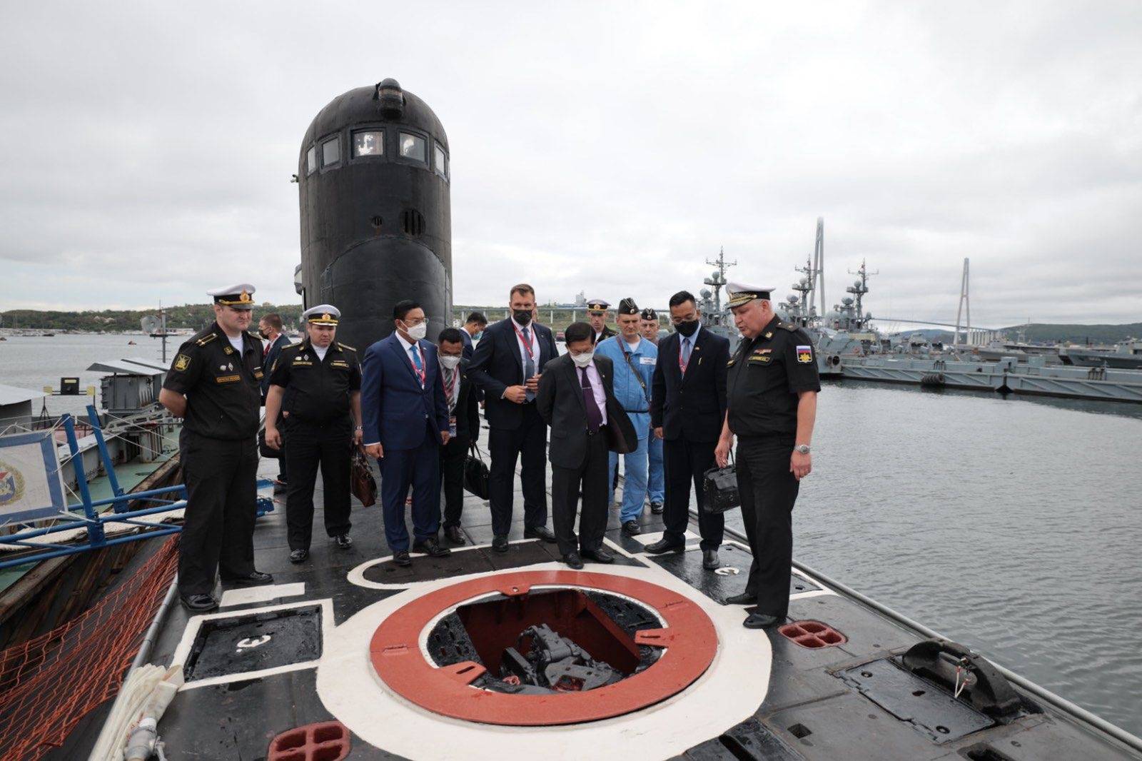 缅军总司令敏昂莱访问海参崴马卡罗夫太平洋高等海军学校,太平洋舰队