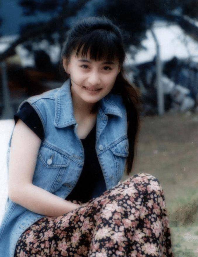 陈德容的"传奇"之路:百亿富翁为她痴狂,46岁又重回单身_母亲_因为