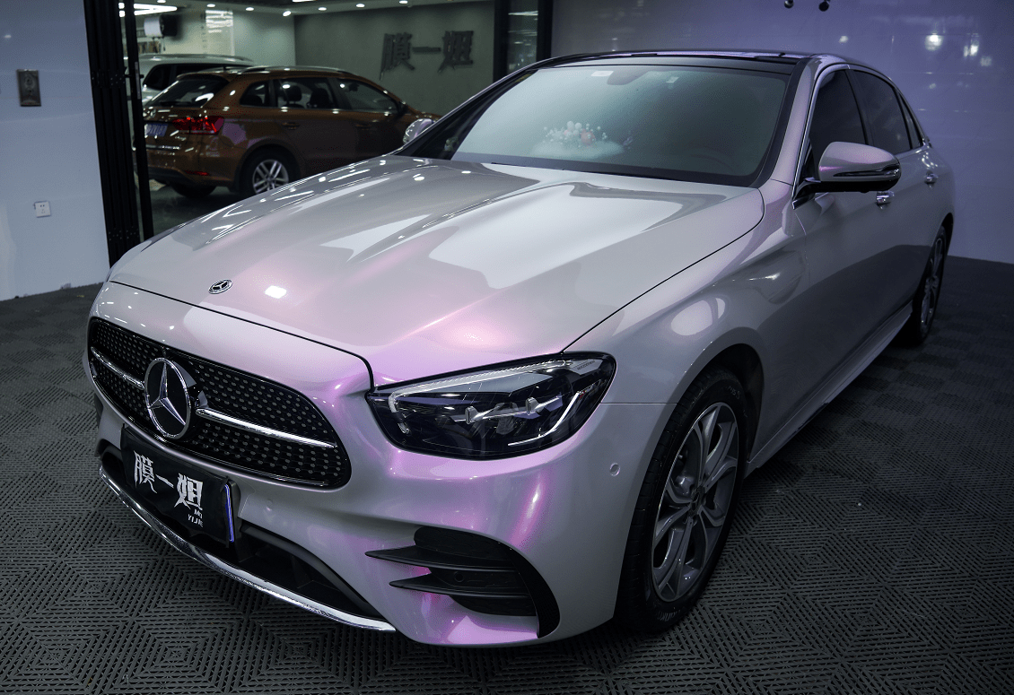 奔驰e级 改色膜一姐梦幻火山灰,超酷甜辣风真的一眼就爱上