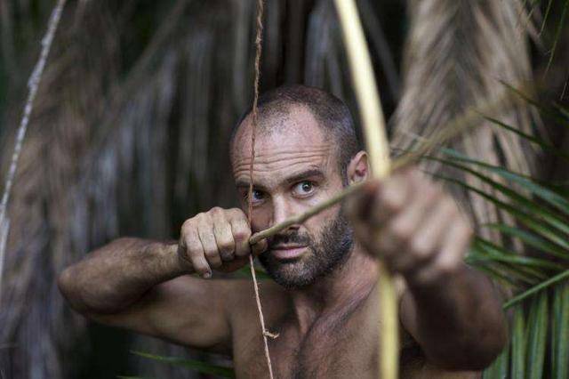 贝爷和德爷,都是野外生存的高手,那战斗力谁更强?_部队_服役_节目