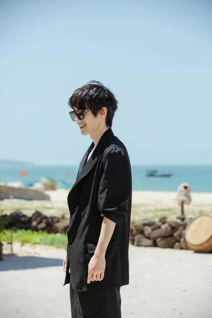 敢来这个节目,是披荆斩棘真哥哥_姐姐_男艺人_杨天真