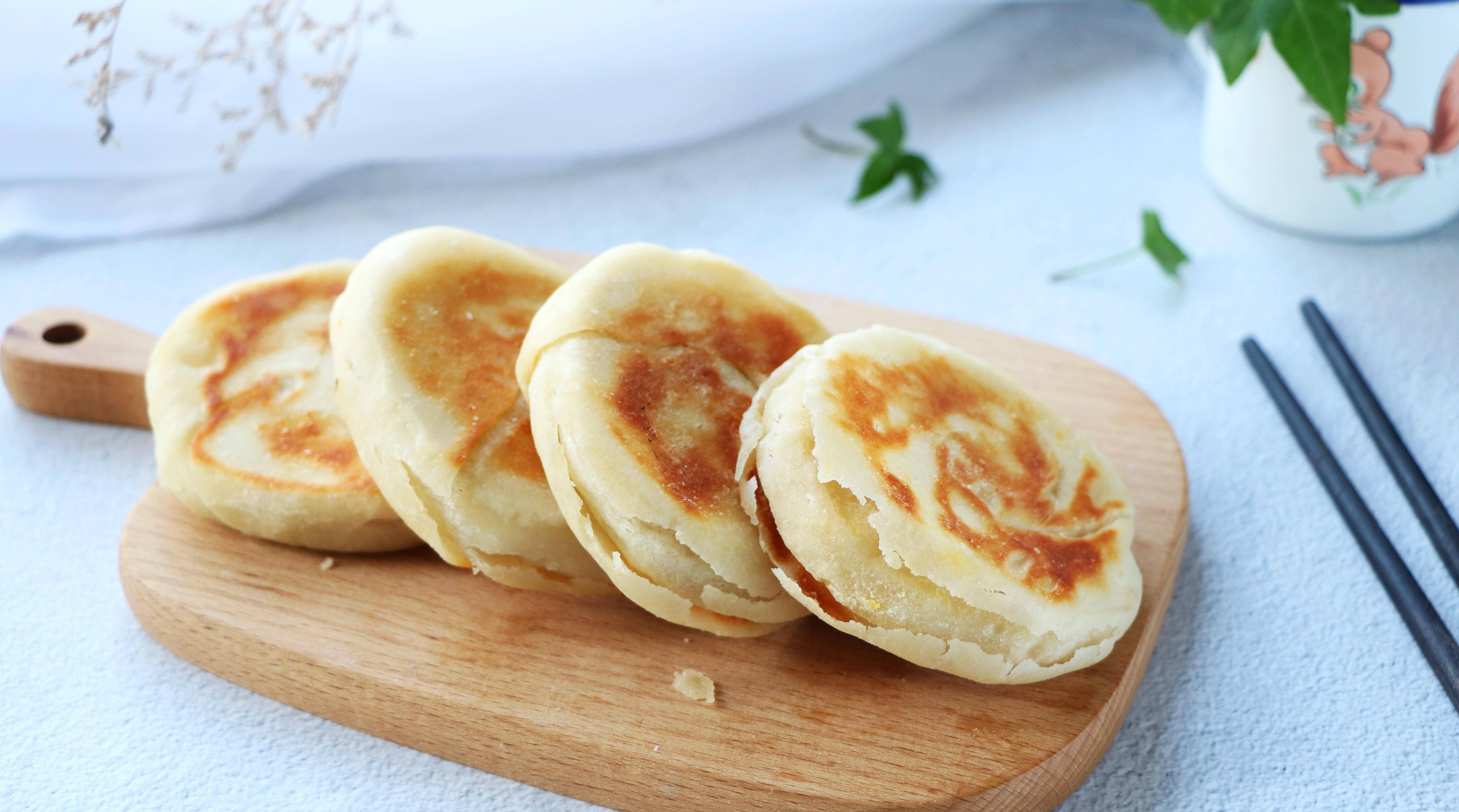 我家面食就爱这样吃,尤其是孩子,2天不吃就吵着要吃,各种各样的饼都吃