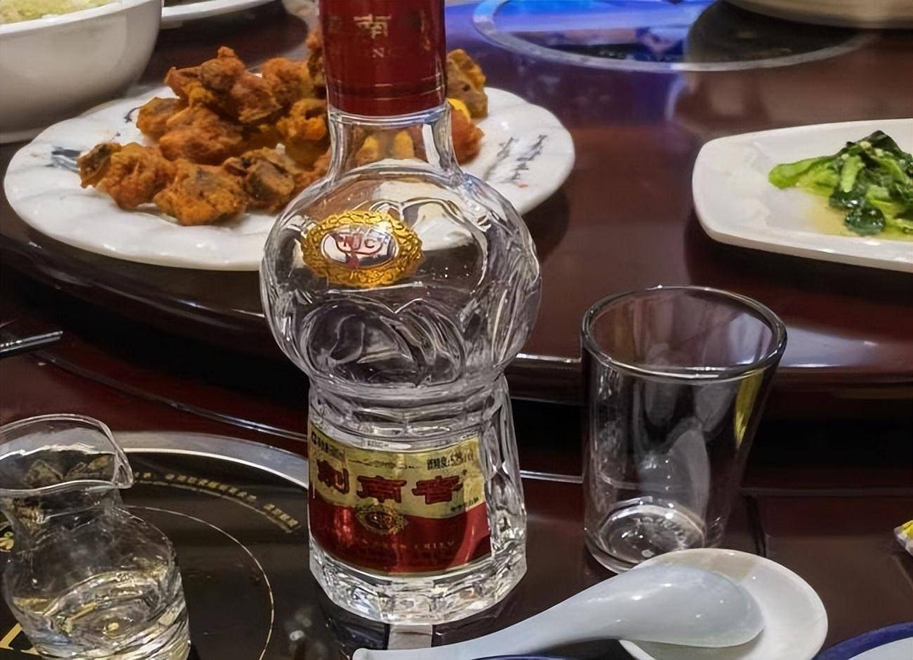 四川的5款白酒,价格便宜,却是"好粮酒",懂行的都知道_泸州_白汾_大曲