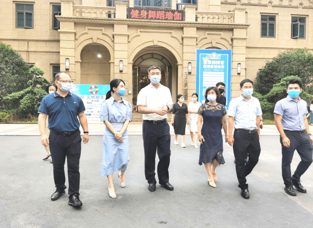 市人大常委会副主任张湘赣带队督查调研西湖区0-3岁婴幼儿照护服务托