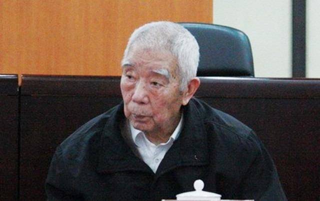 72年前,一讨饭10年的农妇上交16两黄金,表明身份后感动县委书记_平江