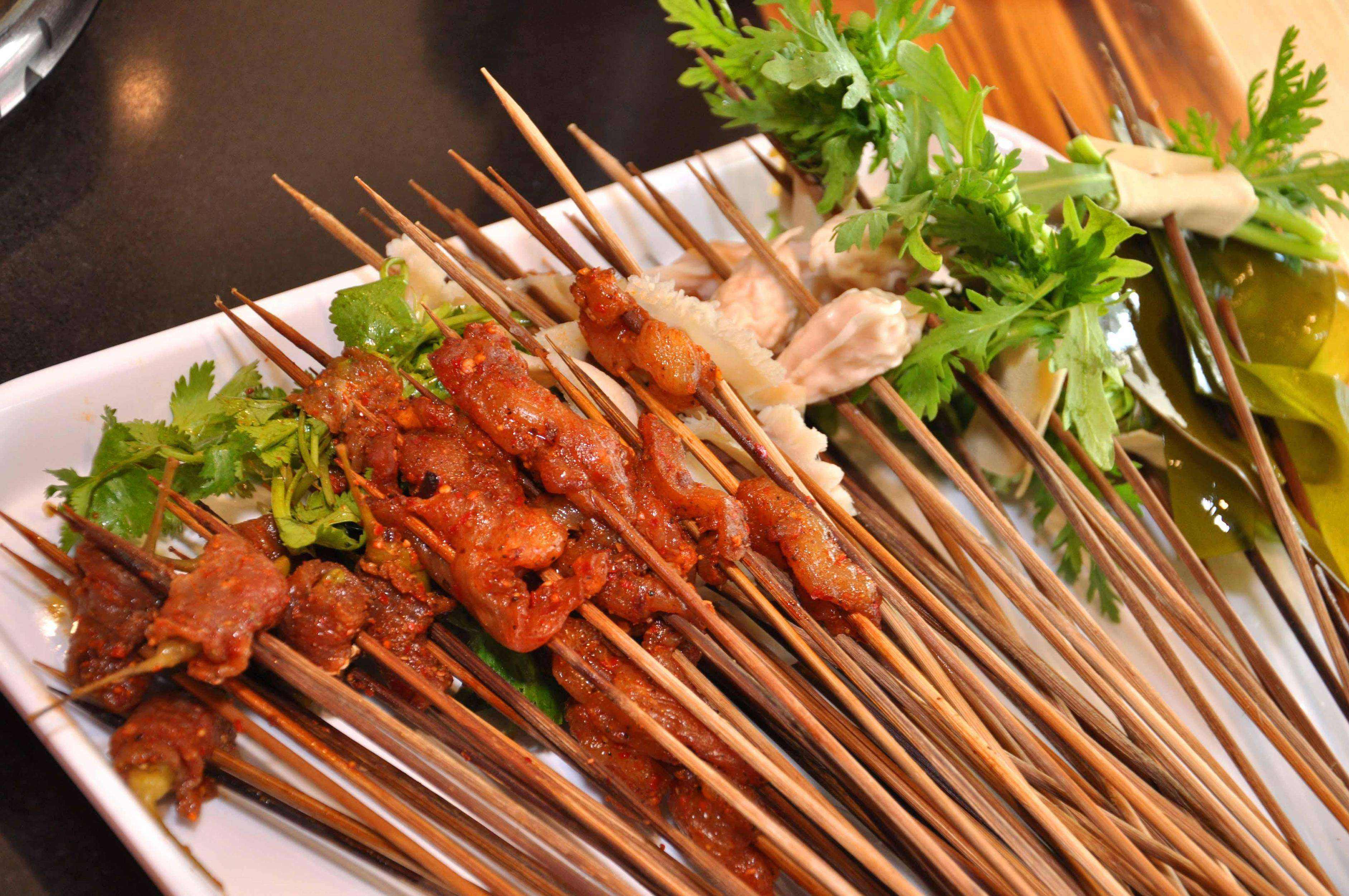 百捞串串香:餐饮行业同质化严重,如何脱颖而出?_品牌_连锁_内蒙古