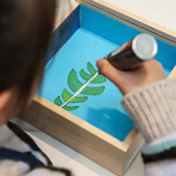 梵克雅宝典藏臻品回顾展艺术拼贴画工作坊上线！_展览_Harmony_珠宝