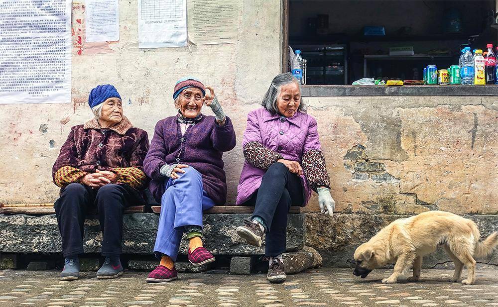 拜访百岁老人,感受淳朴民风,走进长寿村去看看吧_坝坝_巴马_感觉