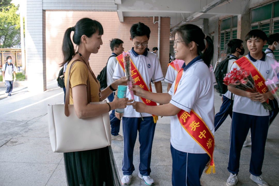 潮南区两英中学地图图片