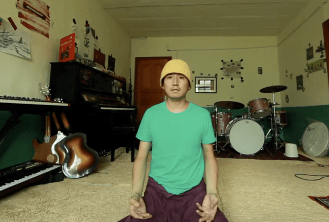 王菲御用键盘手贝贝确诊新冠,是窦靖童亲姑父,公开病床照气色差_窦颖