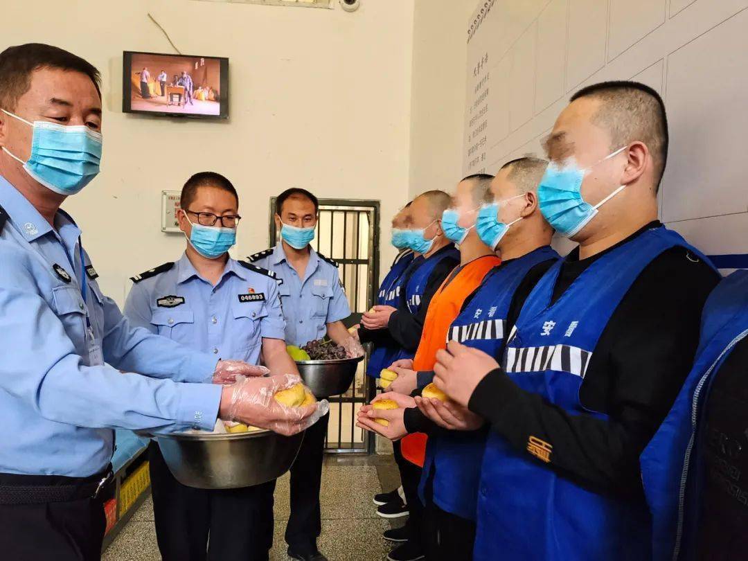 安塞区看守所这样给在押人员过中秋._节日_祝福_监所