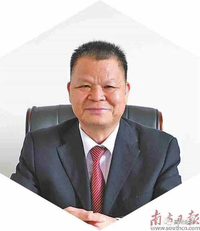 广东高州中学校长 黄钜光▲高州市第一职业技术学校校长 赖德锅