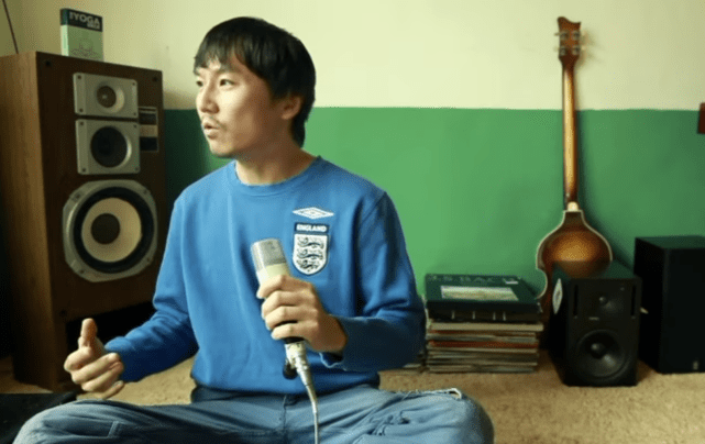 王菲御用键盘手贝贝确诊新冠,是窦靖童亲姑父,公开病床照气色差_窦颖