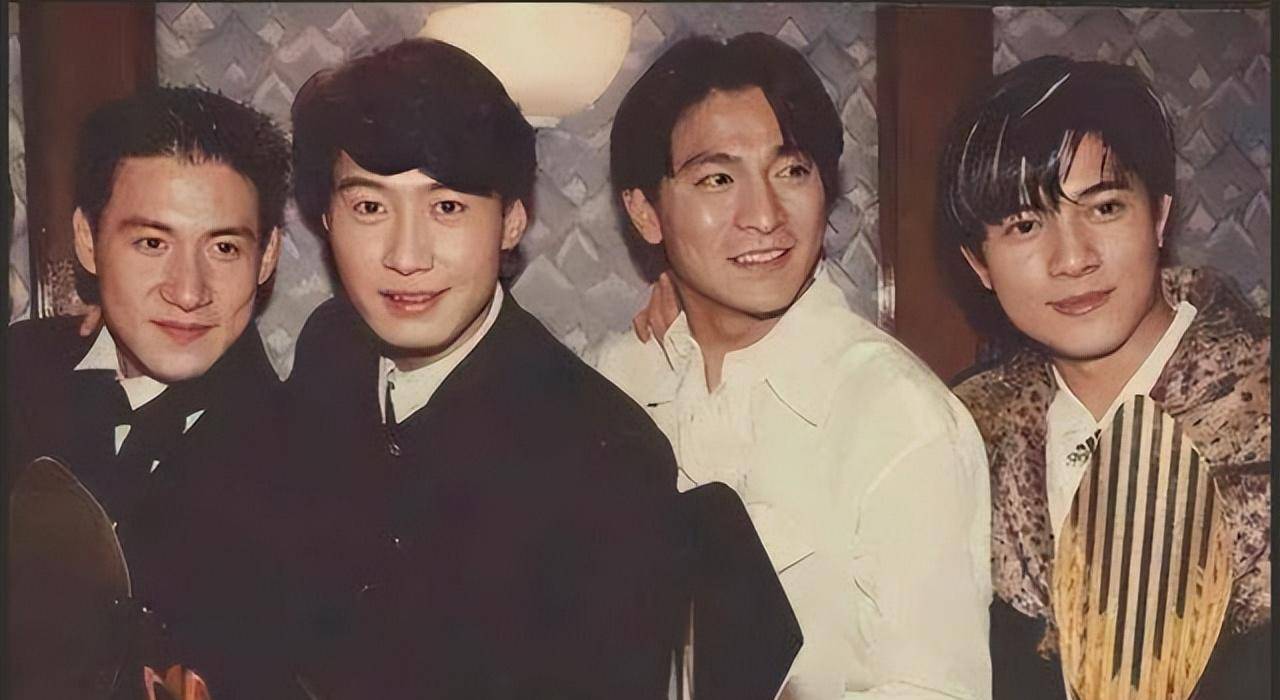 "四大天王"1995年初,张学友举办了100场世界巡回演唱会,刷新了全亚洲