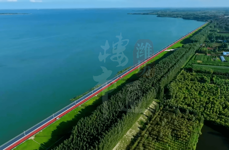 泗水龙湾湖环湖公路图片