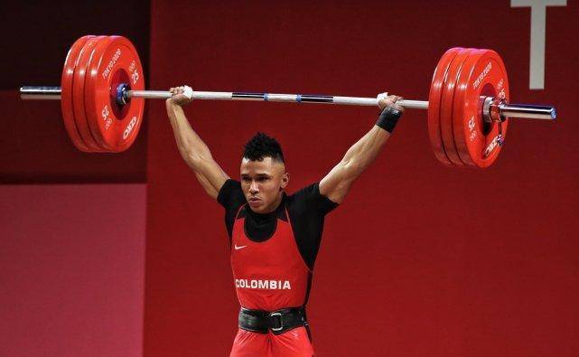 他输给了谌利军,却战胜了自己_莫斯克拉_举重_哥哥