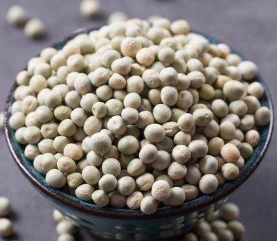 只需要半斤左右的豌豆,就足够了,然后准备一个花盆,或是一个铁盒子,空