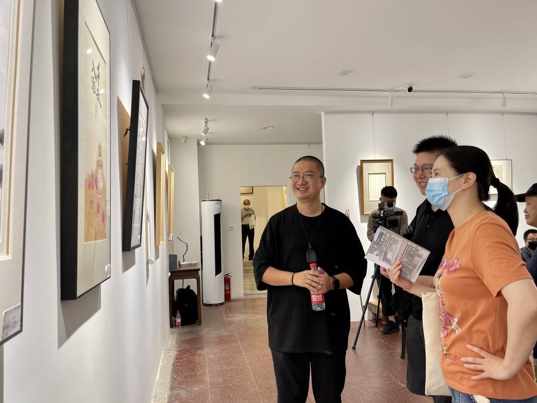 黃忠卿 致辭參展藝術家 周晶 致辭參展藝術家 董澤宇 致辭中國工筆畫