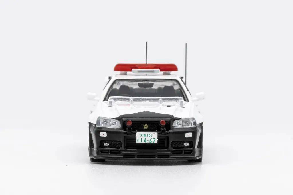 让车辆罪犯无处可逃,r34警车模型试玩_搜狐汽车_搜狐网