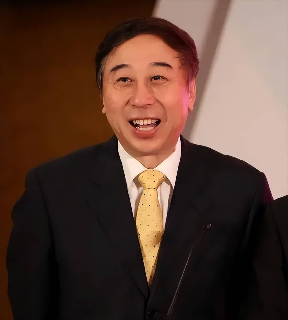 艾慧:结婚40年被冯巩宠成宝,用智慧化解婚姻危机,旺夫又旺子_父母