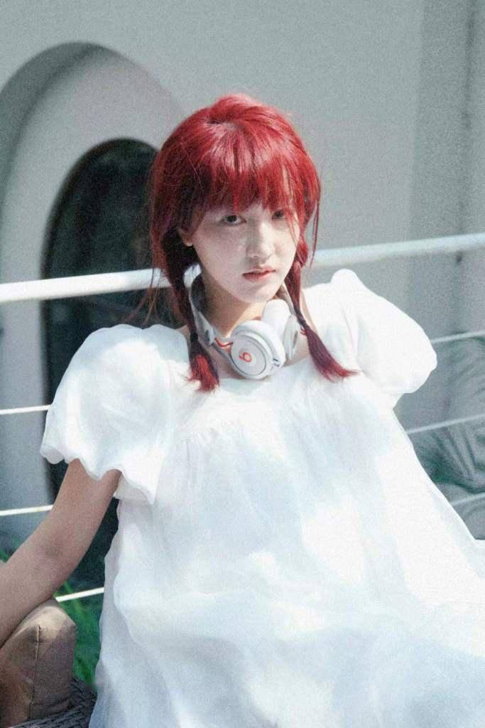 汇聚星娱乐旗下演员宗元圆天台氛围感日常图释出_慕容洙_未来的_陈璐