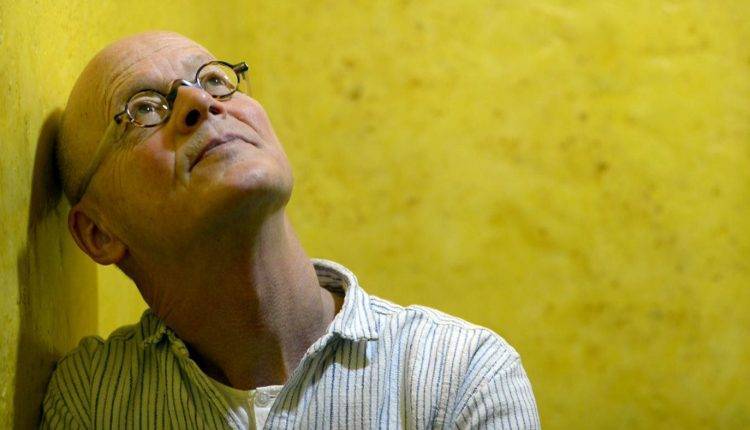 20 多年来,德国艺术家沃尔夫冈·莱布 (wolfgang laib) 首次返回英国