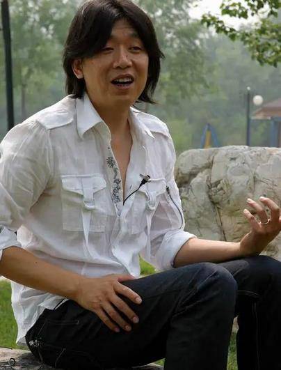 一首歌赚了800万,高晓松甘愿只拿800块?