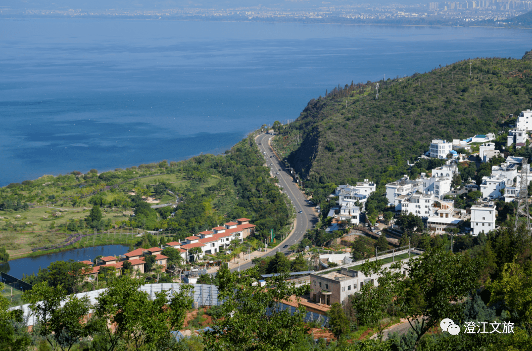澄江太阳山网红栈道,一座通往蔚蓝之境的桥_审核_水天皆_来源