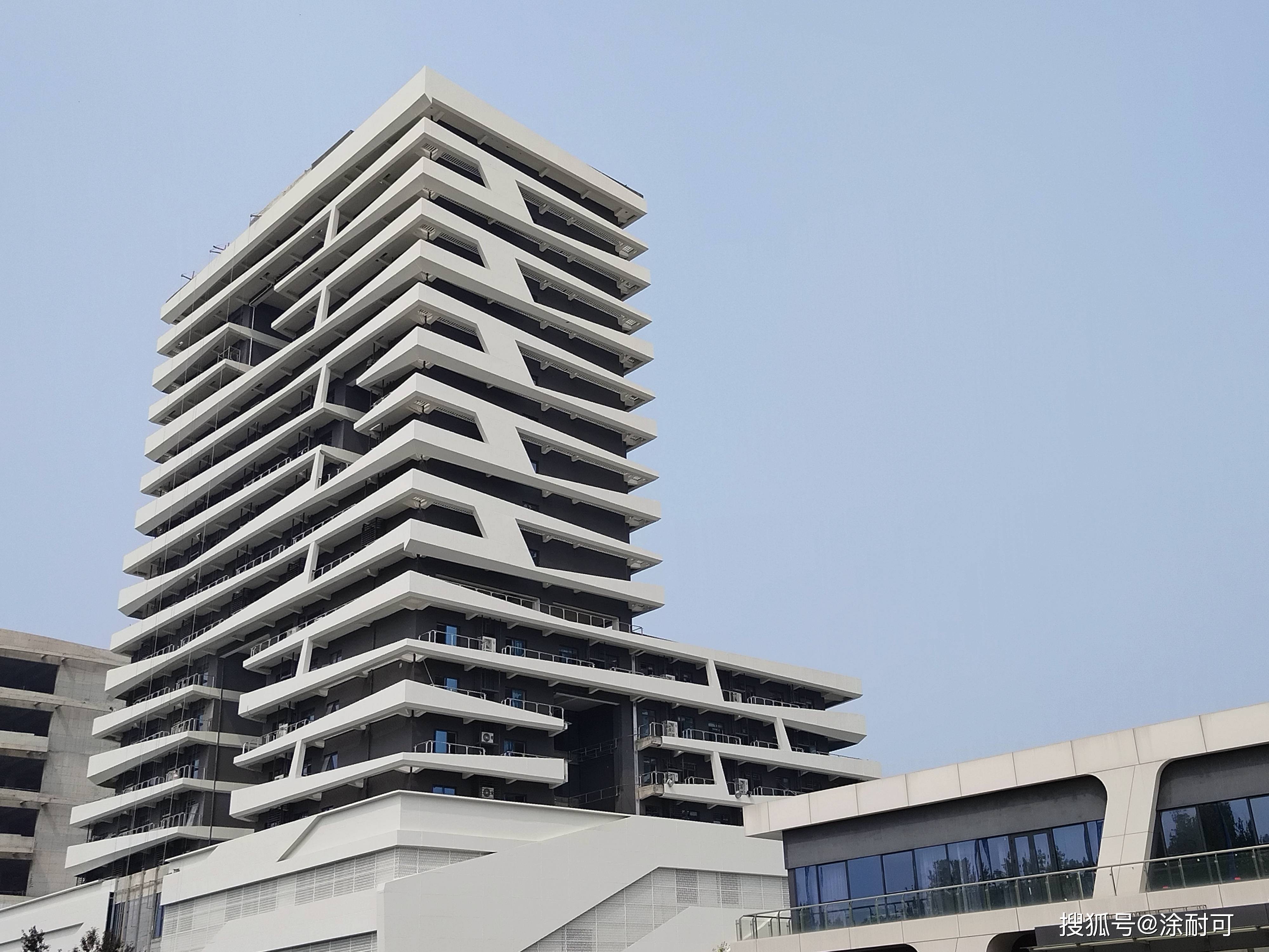 涂耐可携手郑州瀚海尔湾项目合作,为郑州城市界面添加几许独特,个性之