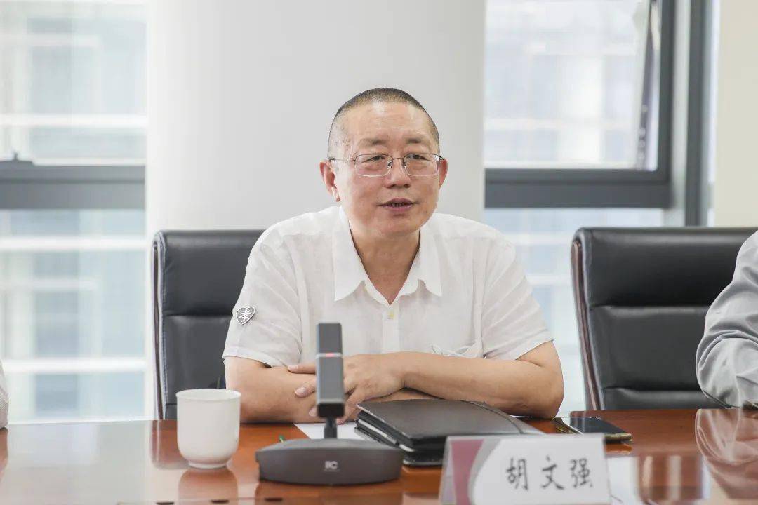 胡文强,马凌云就进一步推动新焦煤数智化平台建设分别提出了具体要求