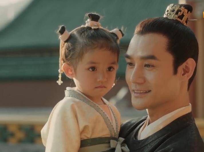 宋仁宗与女儿福康剧照就不说其他时代,单说天水赵氏,真宗赵恒就以祖母