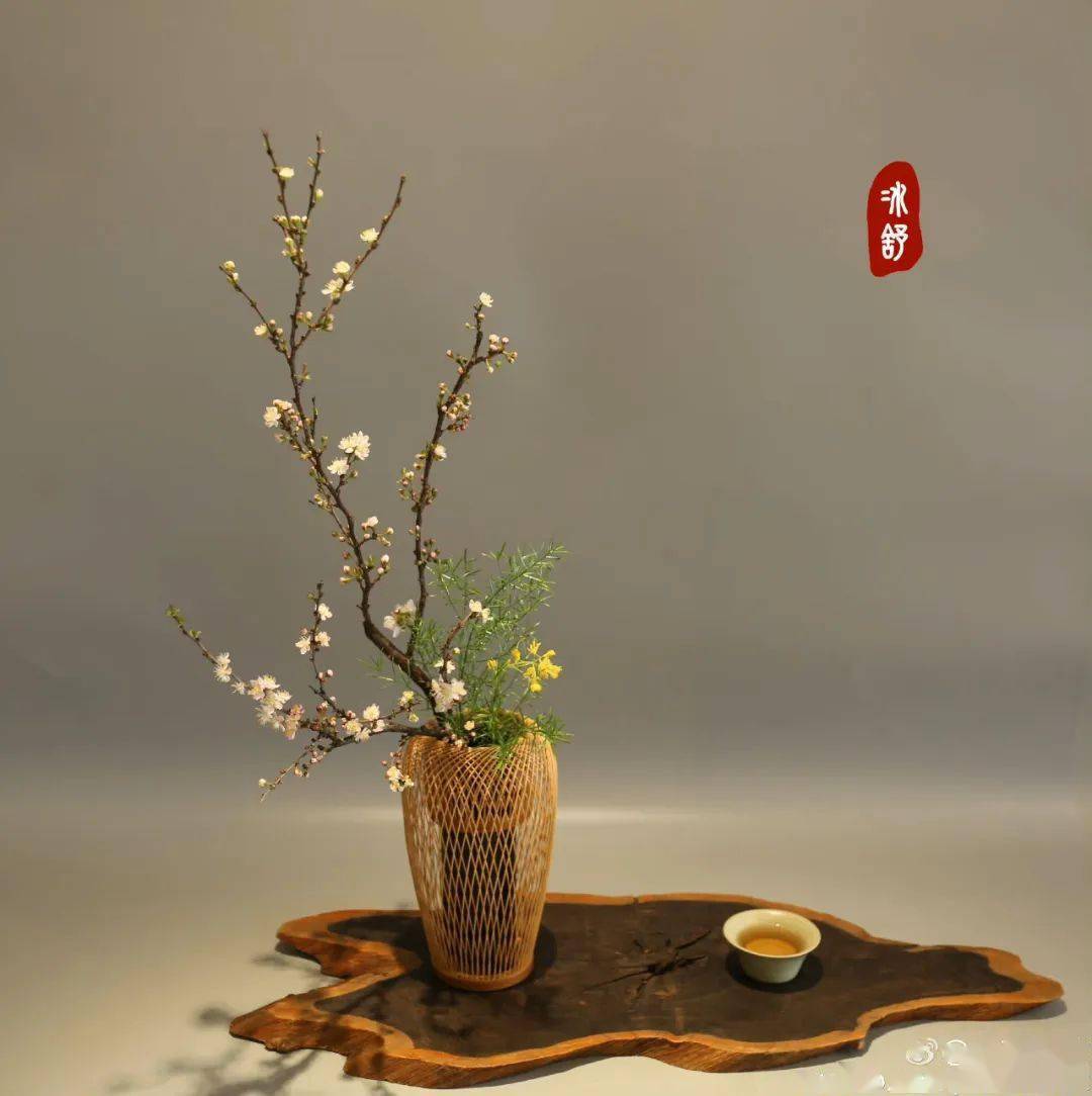 现代人连茶都不怎么喝了,还有必要谈茶席插花吗?